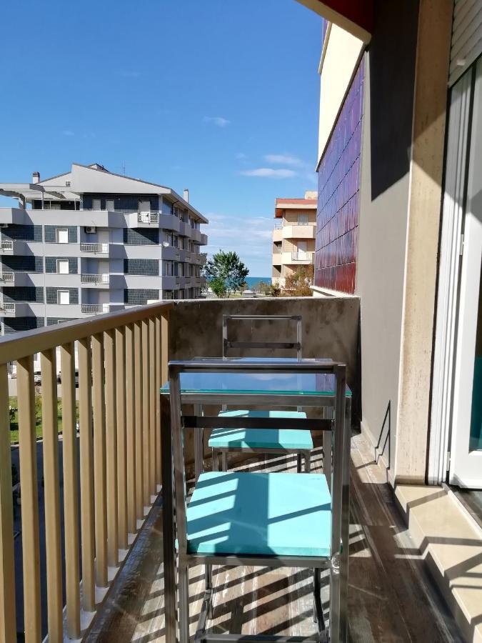 B&B Sapore Di Mare San Salvo Marina ภายนอก รูปภาพ
